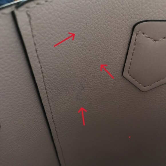 Michael Kors Kimberly Tote in Powder Blush In excellent condition peach / pink - Picture 11 of 16